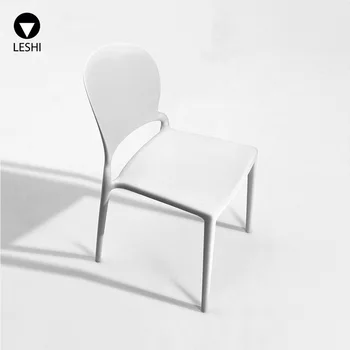 10 дизайнерских скандинавских табуретов Le Shi оптом для домашней гостиной с пластиковой спинкой, многоярусный обеденный стул, минималистичный настольный стул