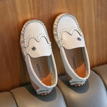 Детская модная кожаная обувь для мальчиков 2023 года, новая простая детская обувь без застежки в классическом британском стиле для повседневной вечеринки, свадьбы