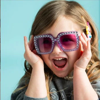 Новые модные детские солнцезащитные очки Bling для мальчиков и девочек, высококачественный трендовый продукт, переизбыток детских пляжных очков для вечеринок oculos uv40